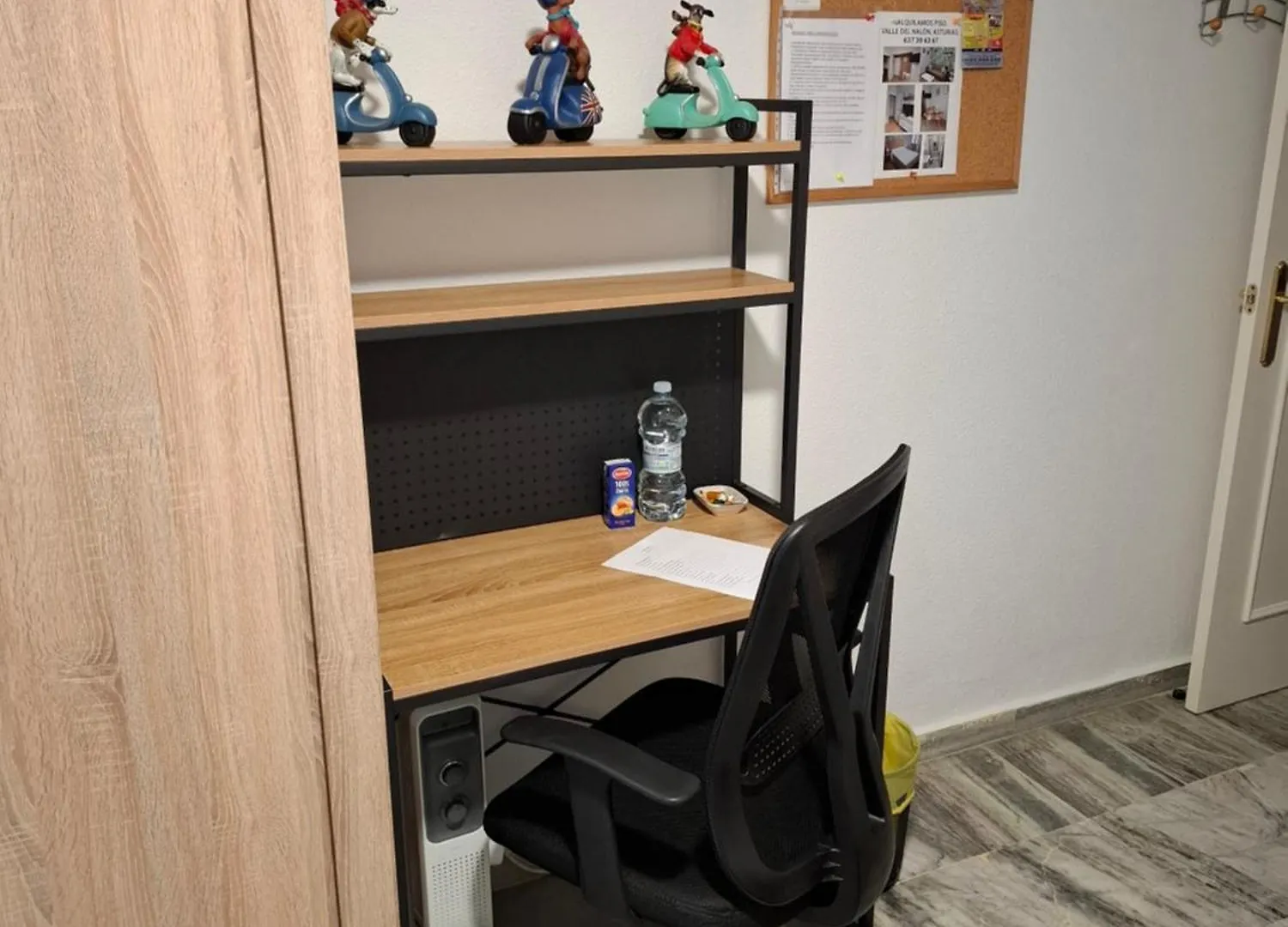 Habitacion Particular Con Bano Privado セビリア スペイン